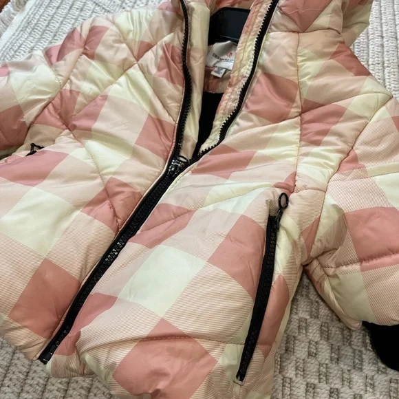 Urban Republic Kids Hooded Puffer Jacket in Pink and Cream Checkered Pattern - Picture 2 of 6